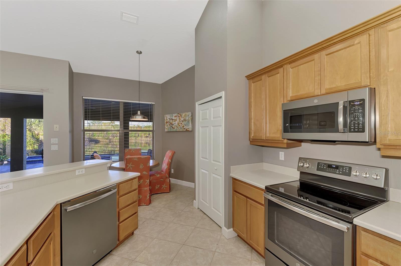 14394 SILVER LAKES CIR, PORT CHARLOTTE, FL, 33953