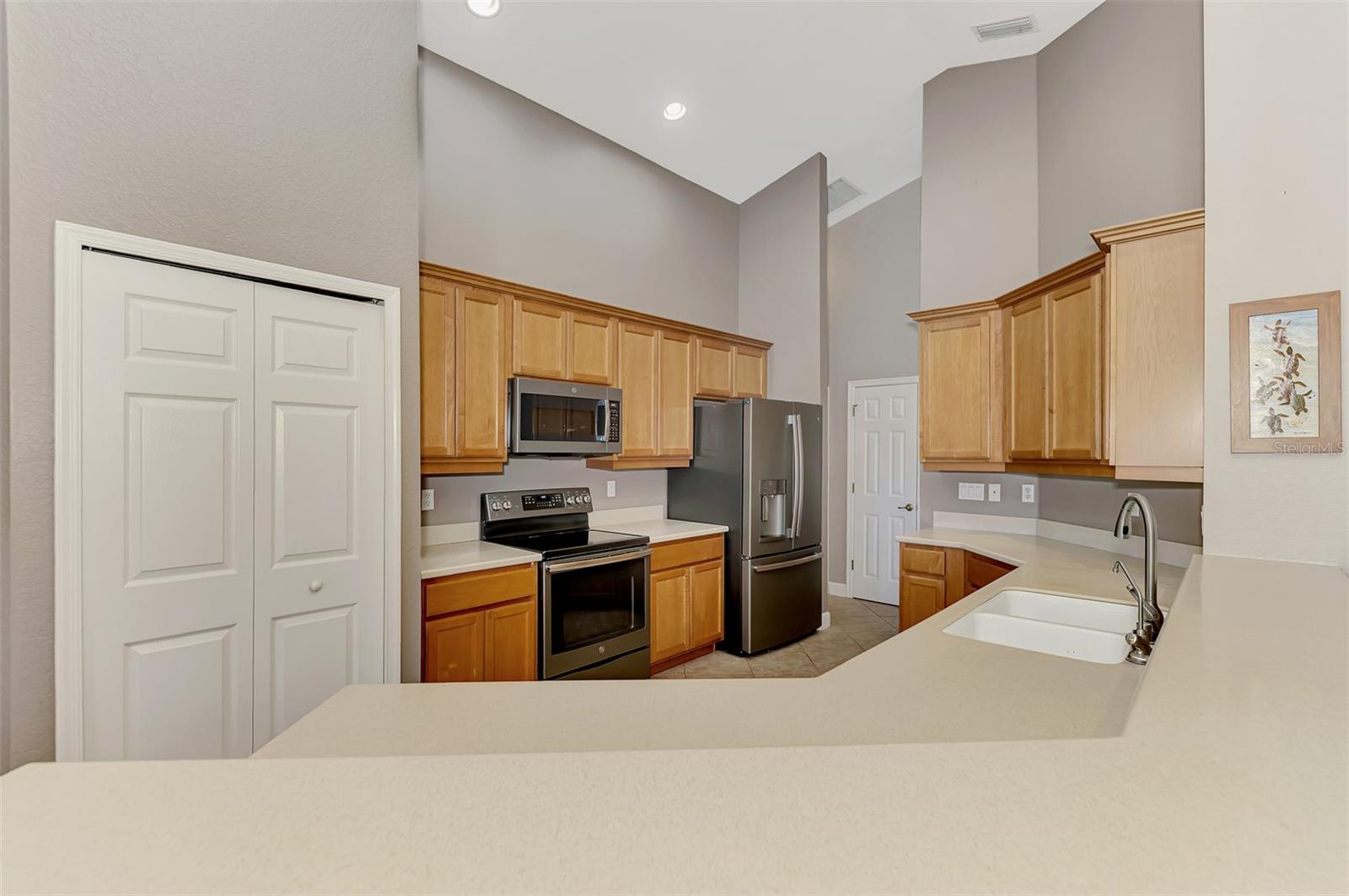 14394 SILVER LAKES CIR, PORT CHARLOTTE, FL, 33953