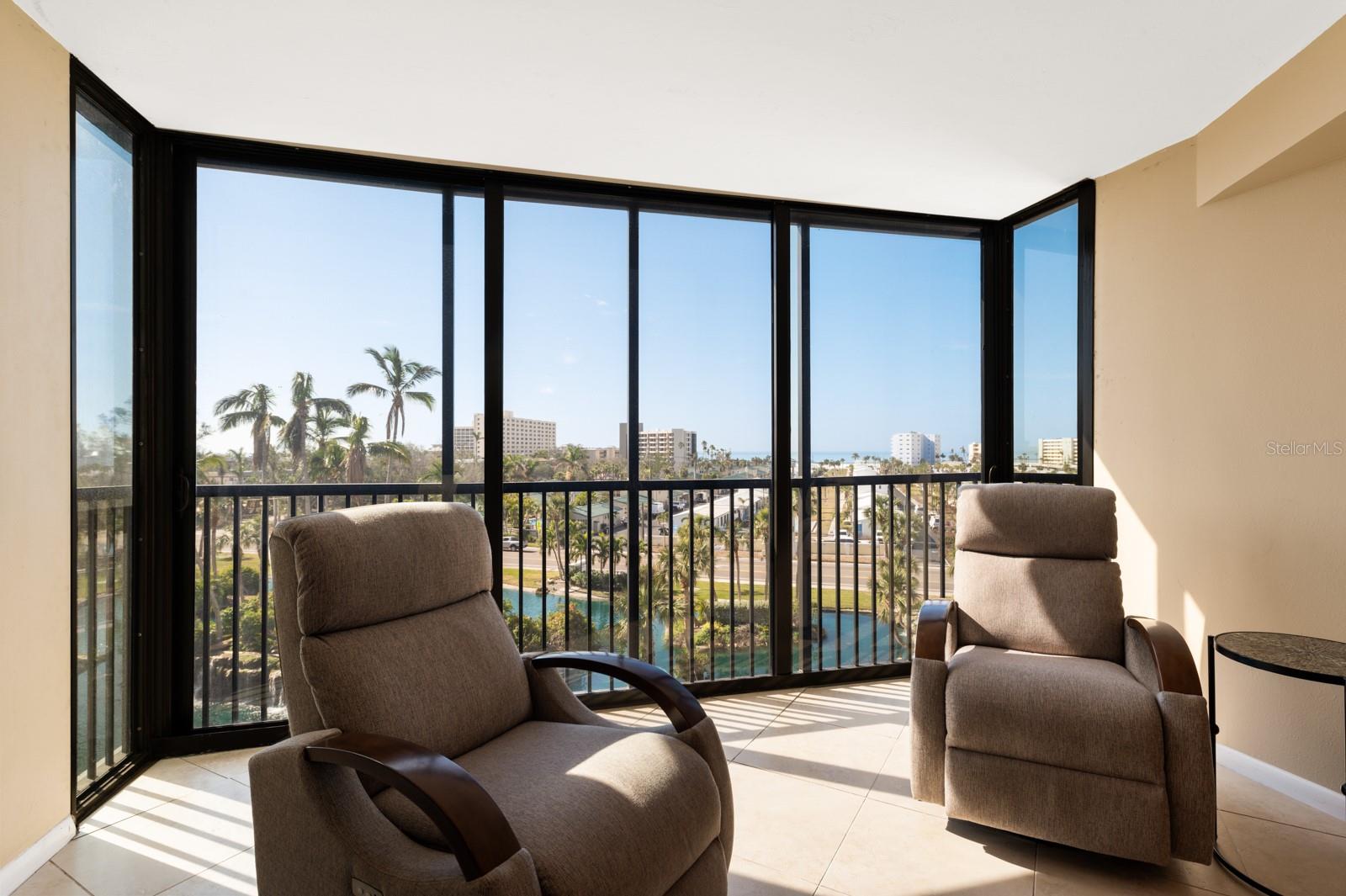 5855 MIDNIGHT PASS RD #520, SARASOTA, FL, 34242