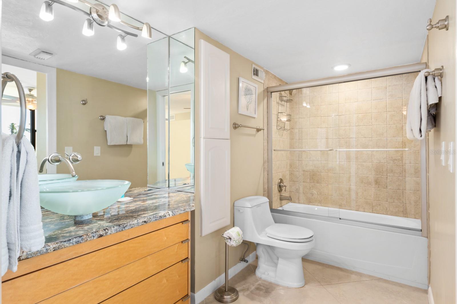 5855 MIDNIGHT PASS RD #520, SARASOTA, FL, 34242