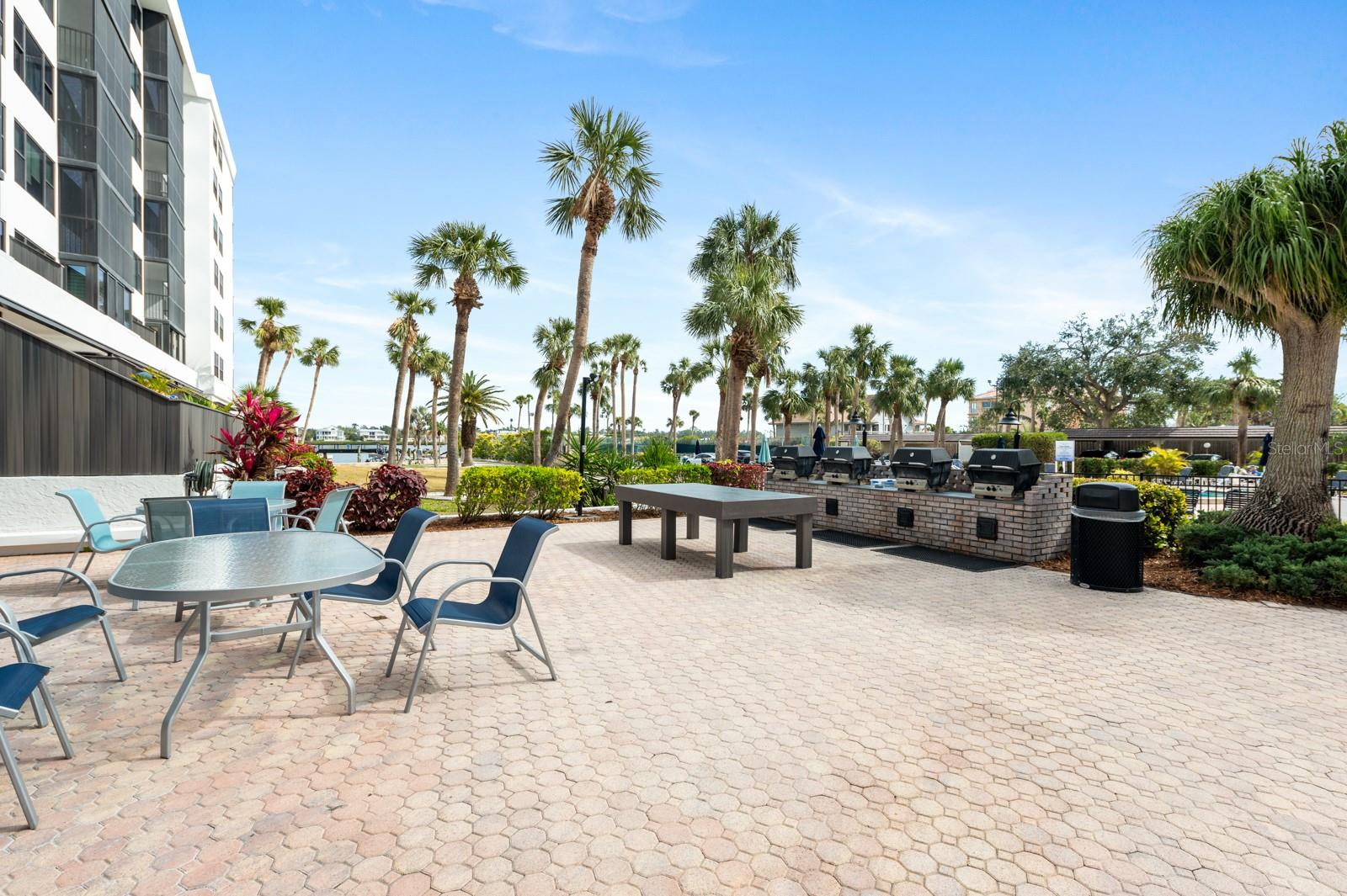 5855 MIDNIGHT PASS RD #520, SARASOTA, FL, 34242