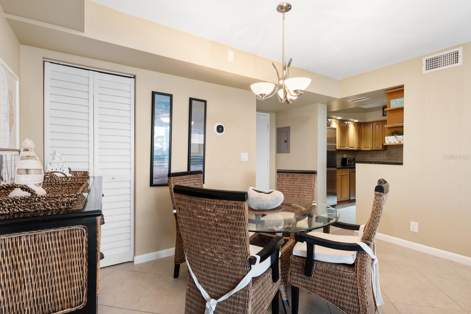 5855 MIDNIGHT PASS RD #520, SARASOTA, FL, 34242