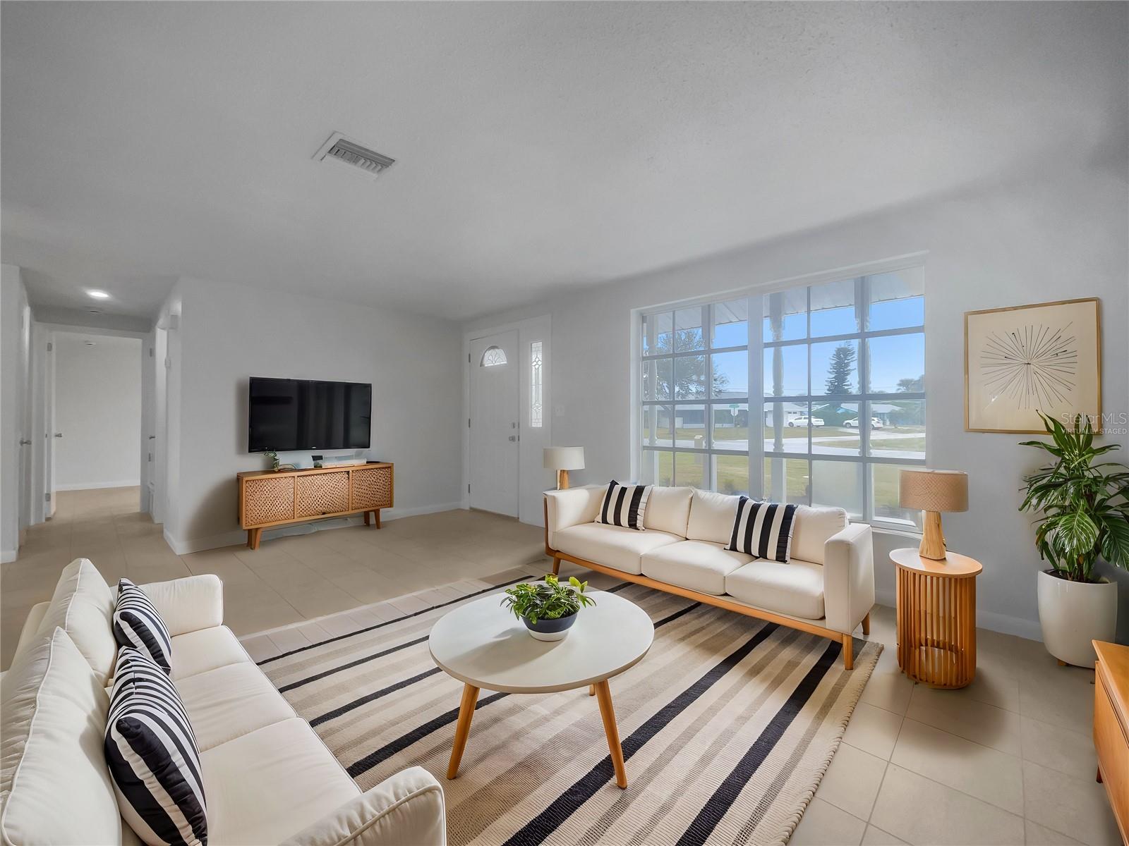 18613 LAKE WORTH BLVD, PORT CHARLOTTE, FL, 33948