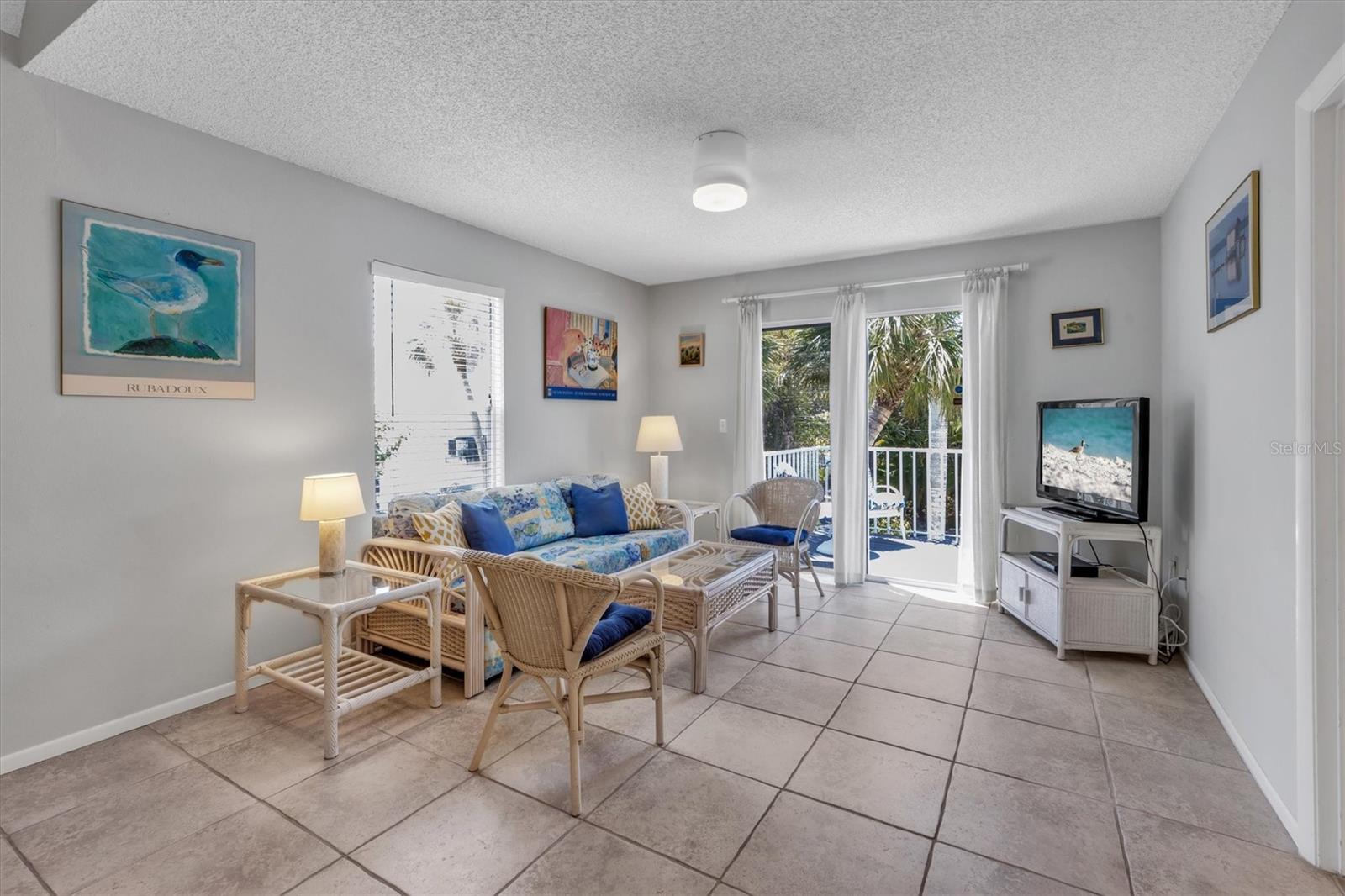 235 64TH ST, HOLMES BEACH, FL, 34217