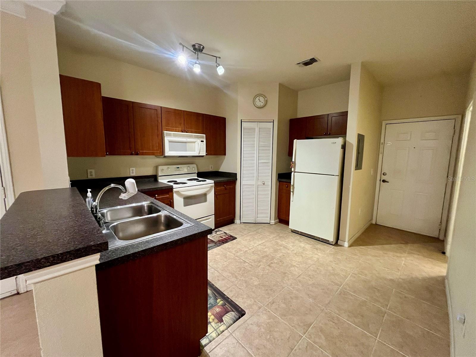 2254 CHIANTI PL #68, PALM HARBOR, FL, 34683