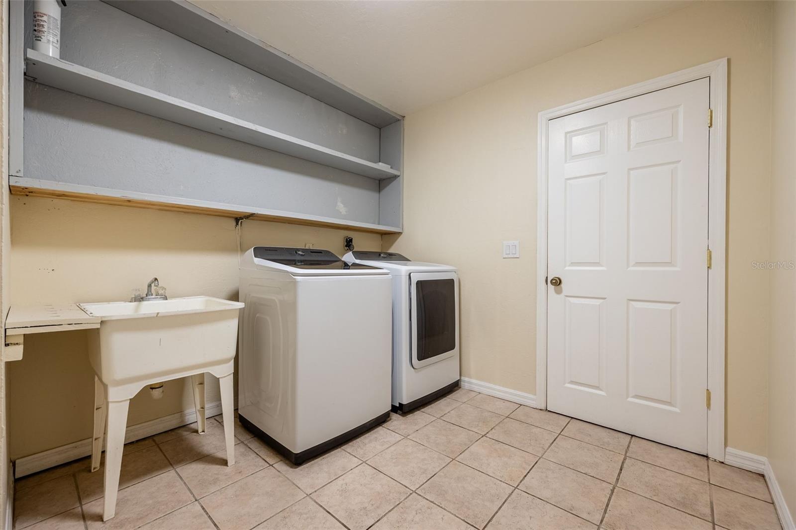 1313 HARBOR BLVD, PORT CHARLOTTE, FL, 33952