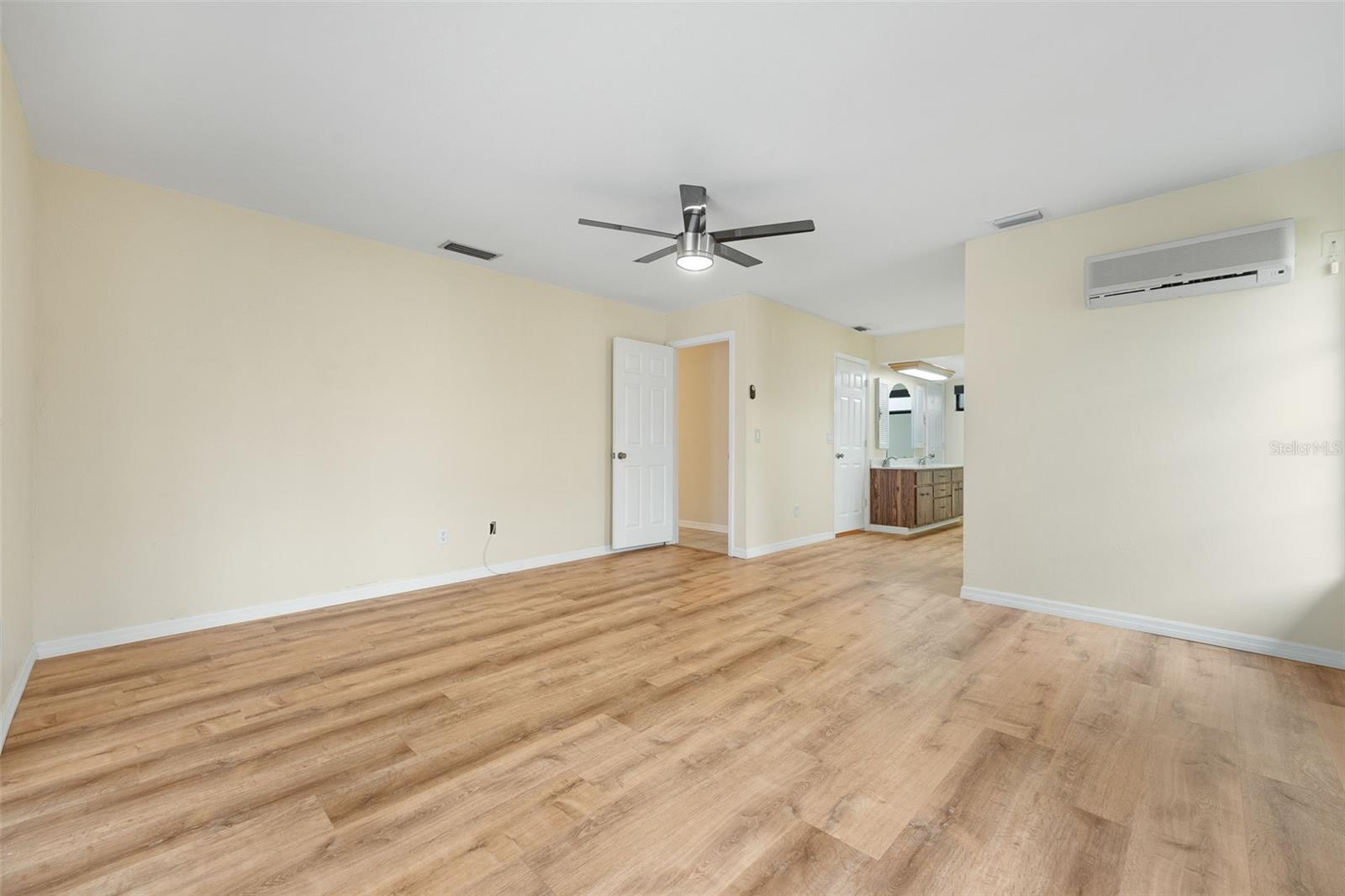 1313 HARBOR BLVD, PORT CHARLOTTE, FL, 33952