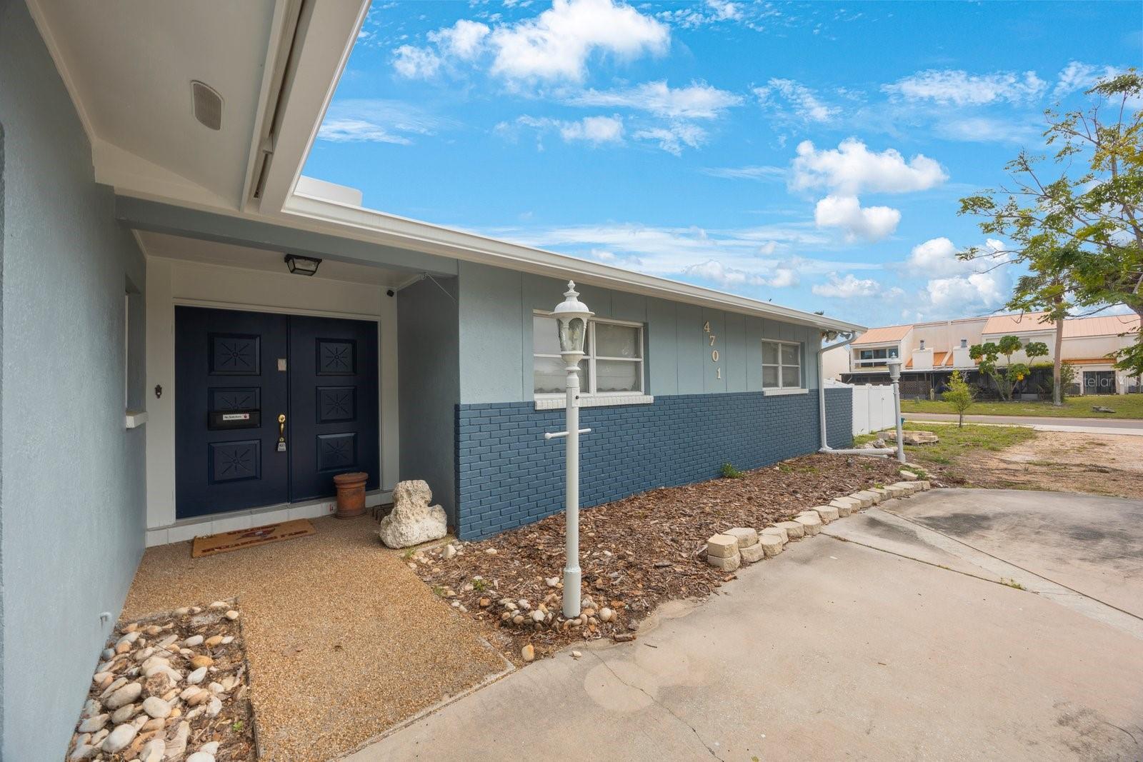 4701 LODESTONE DR, TAMPA, FL, 33615