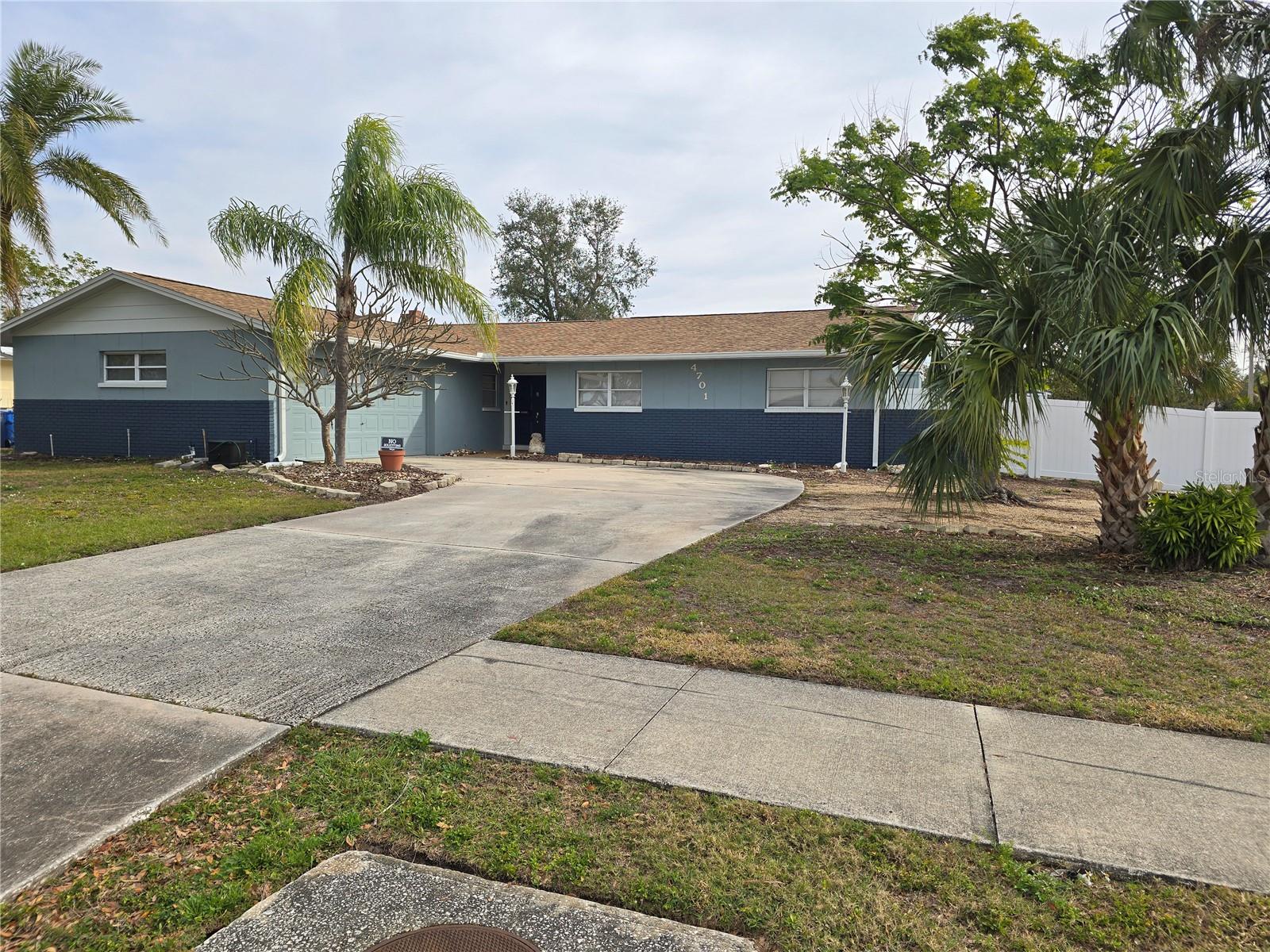 4701 LODESTONE DR, TAMPA, FL, 33615