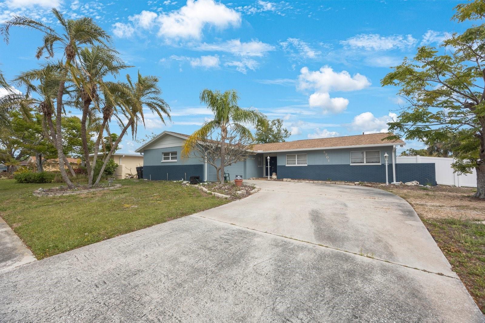 4701 LODESTONE DR, TAMPA, FL, 33615