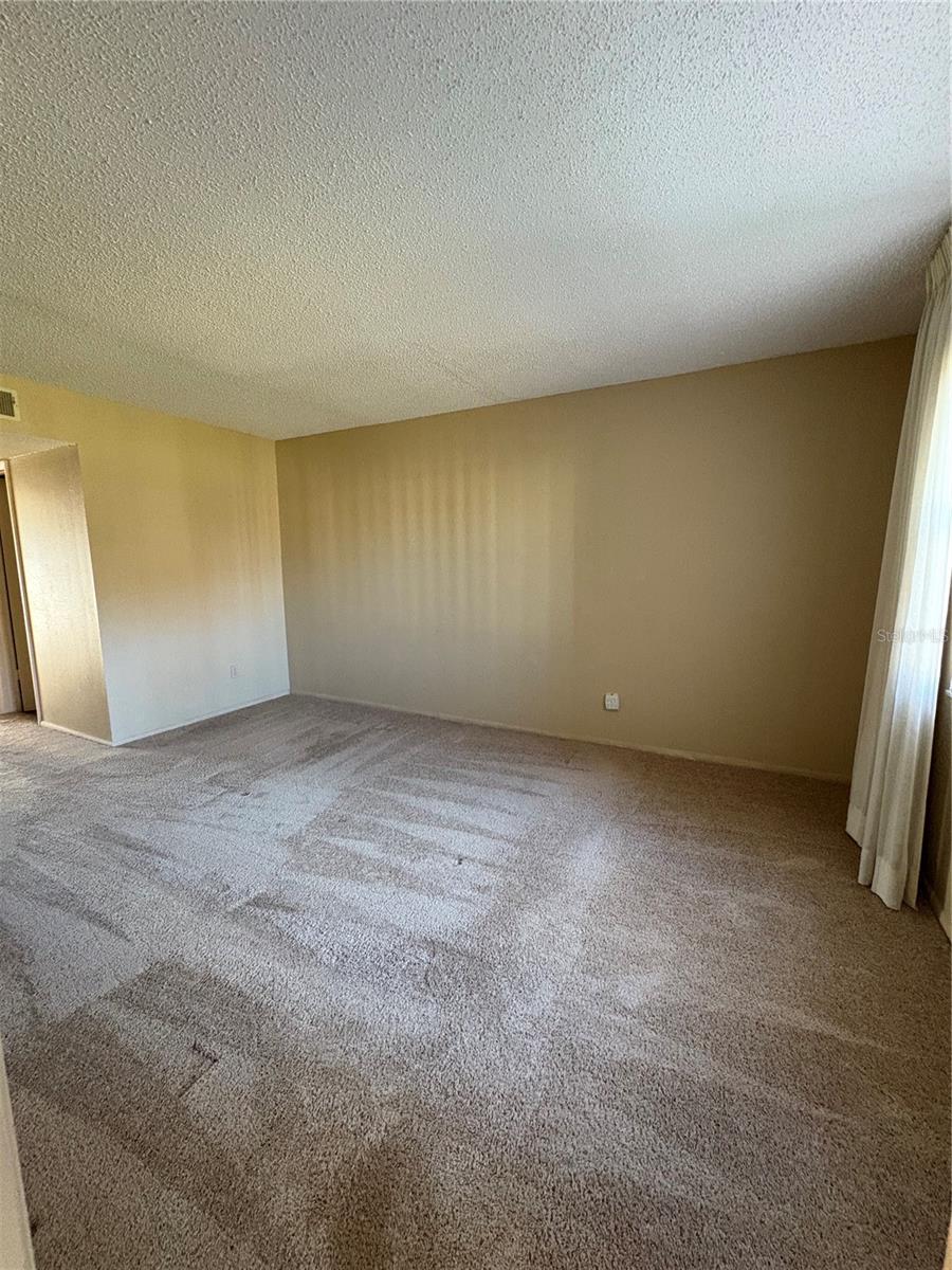 4910 BAY ST NE #204, ST PETERSBURG, FL, 33703