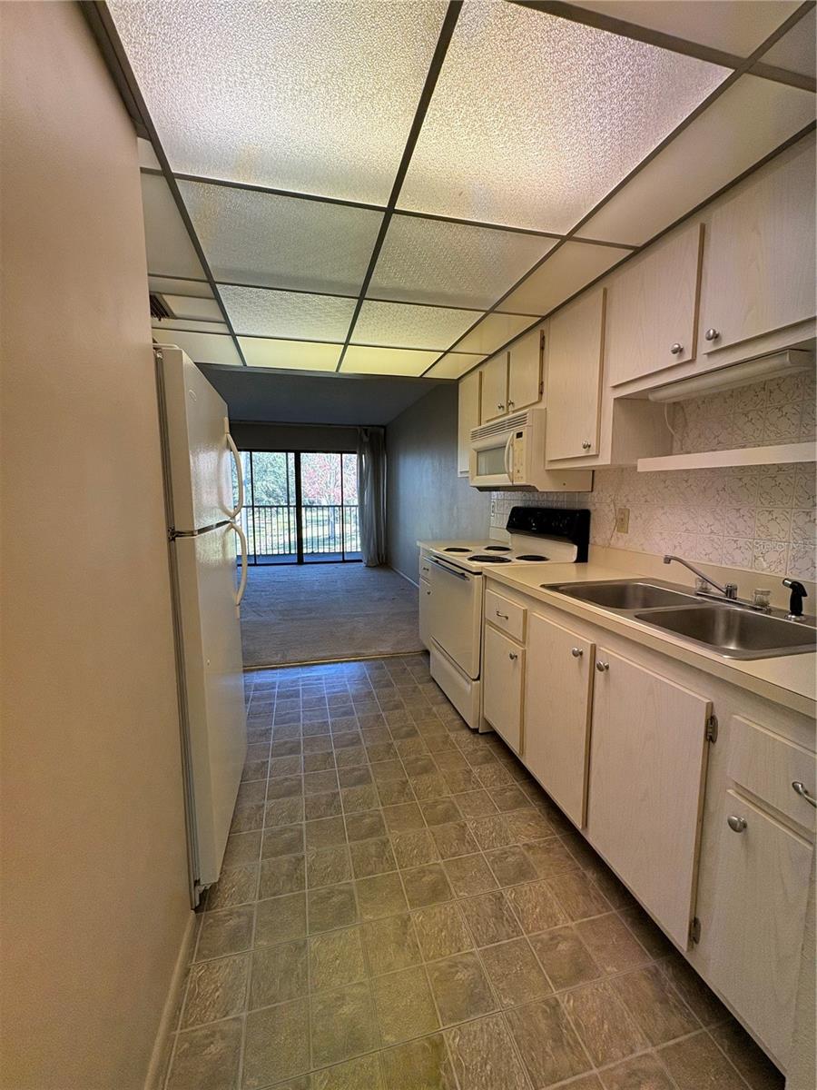 4910 BAY ST NE #204, ST PETERSBURG, FL, 33703