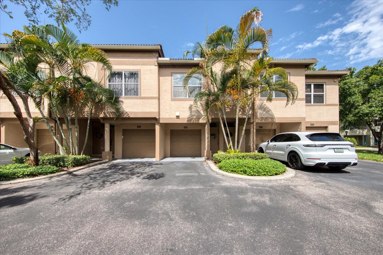 610 ARBOR LAKE LN, TAMPA, FL, 33602