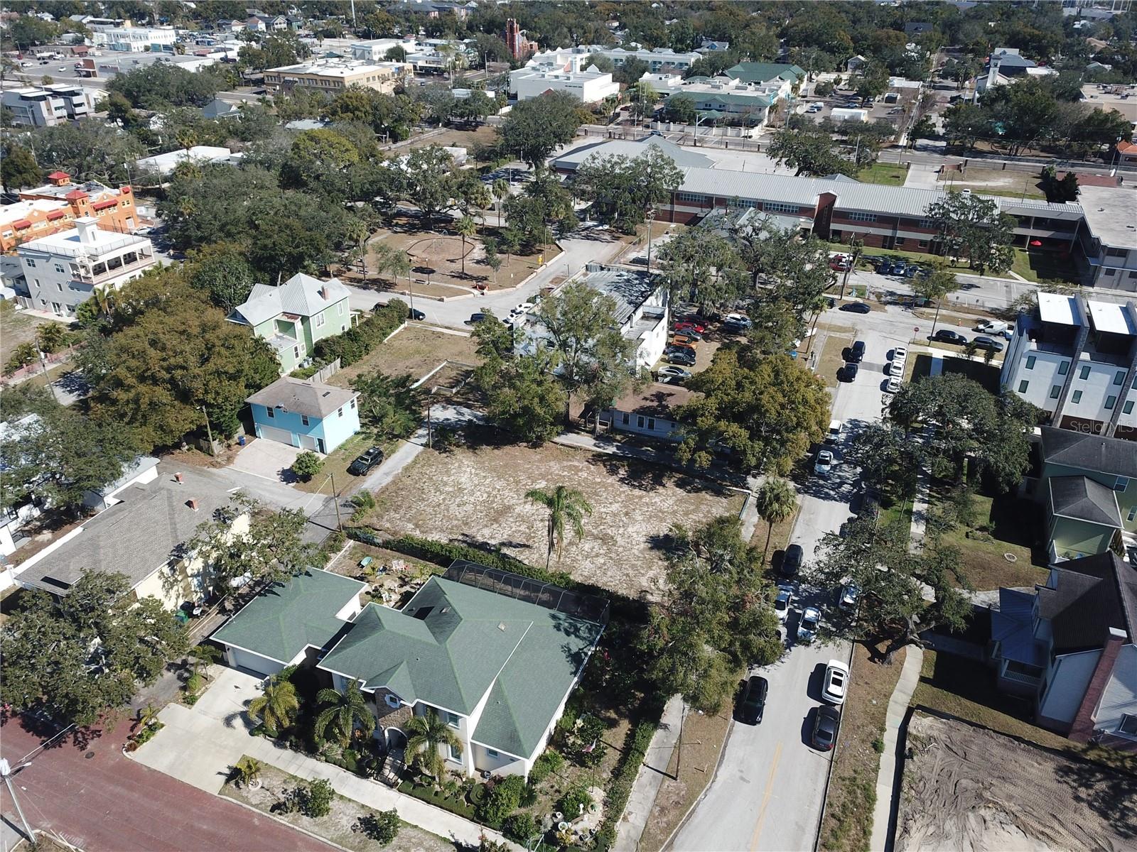 205 W ROSS AVE, TAMPA, FL, 33602