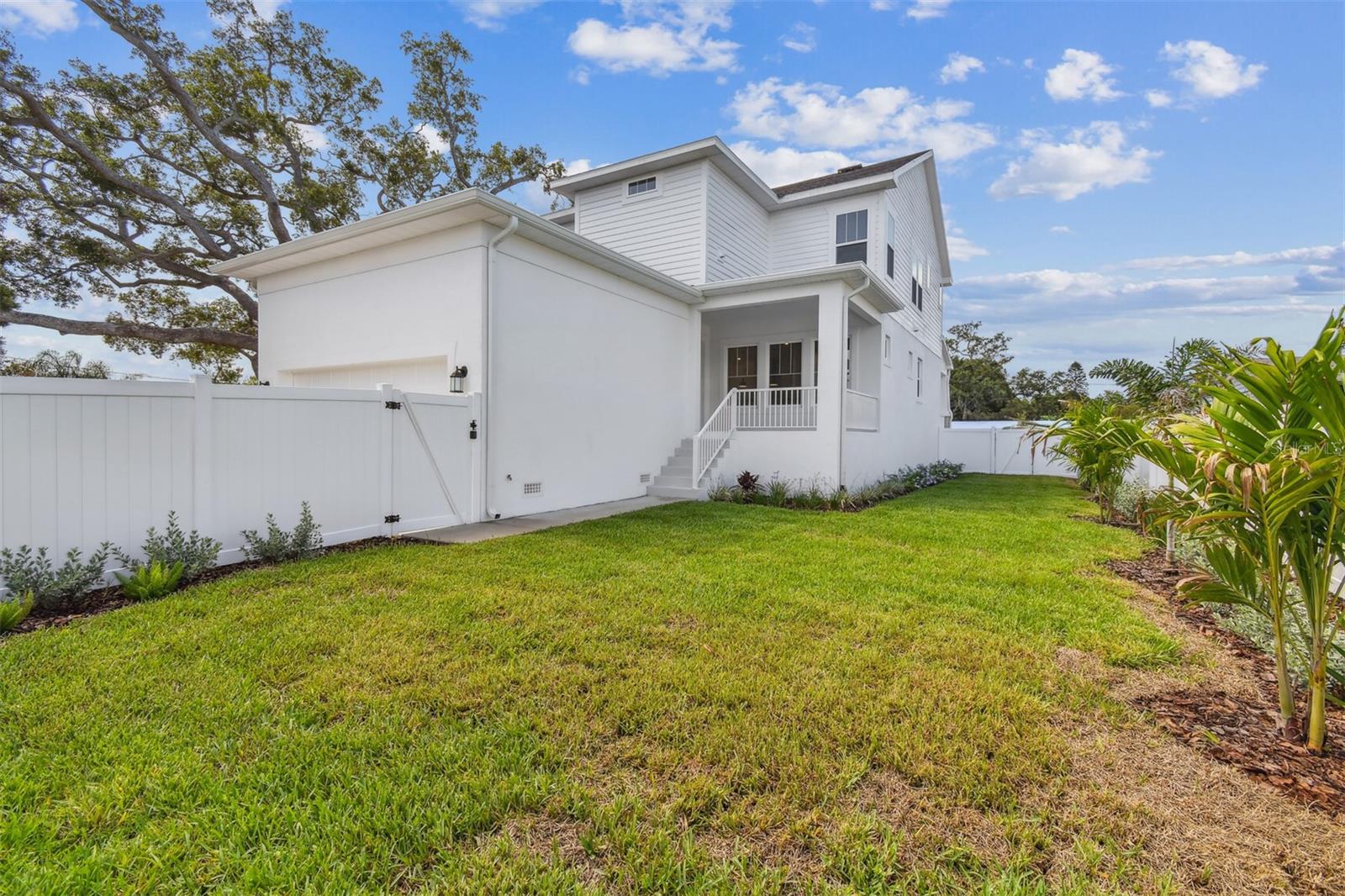 441 42ND AVE NE, ST PETERSBURG, FL, 33703