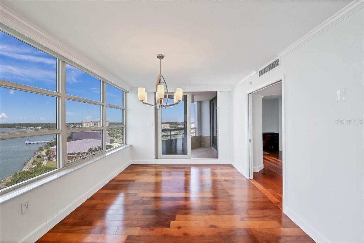 988 BLVD OF THE ARTS BLVD #1617, SARASOTA, FL, 34236