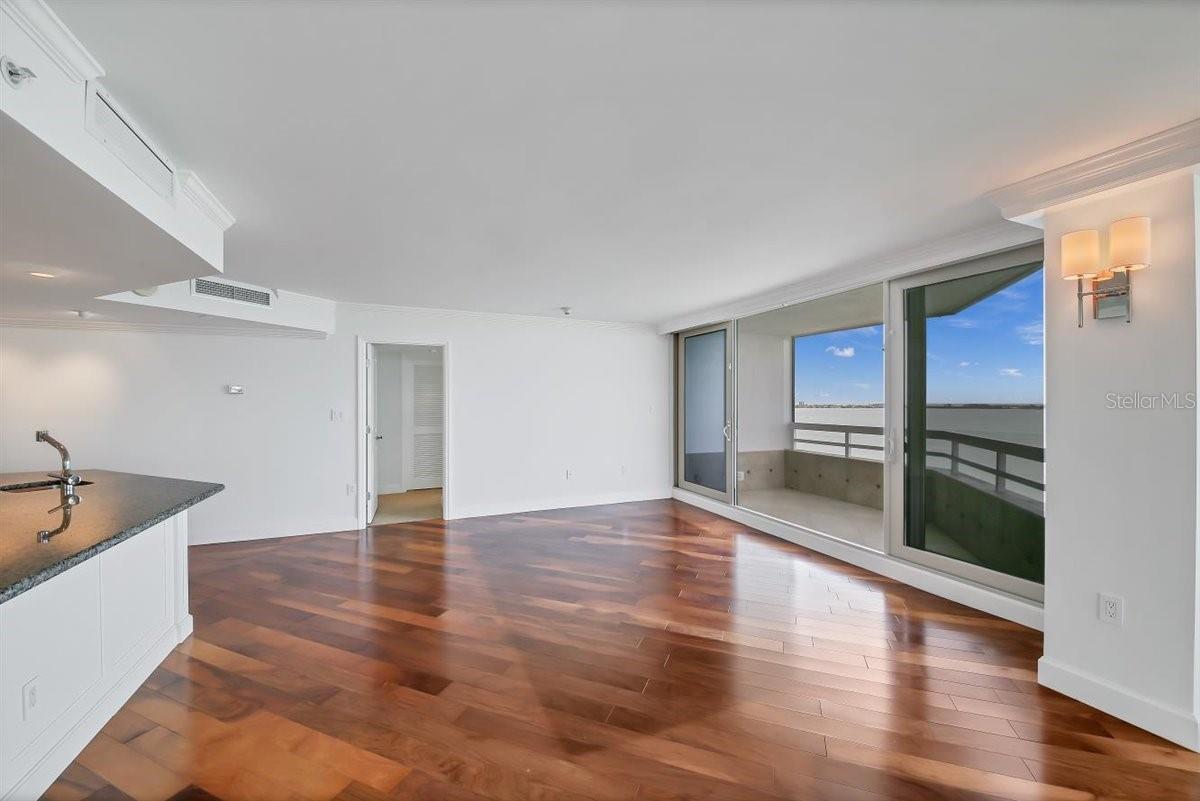 988 BLVD OF THE ARTS BLVD #1617, SARASOTA, FL, 34236