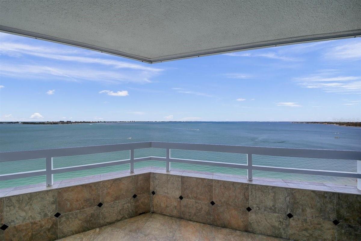 988 BLVD OF THE ARTS BLVD #1617, SARASOTA, FL, 34236