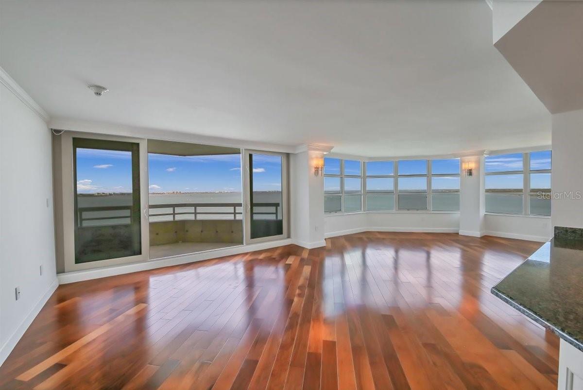 988 BLVD OF THE ARTS BLVD #1617, SARASOTA, FL, 34236