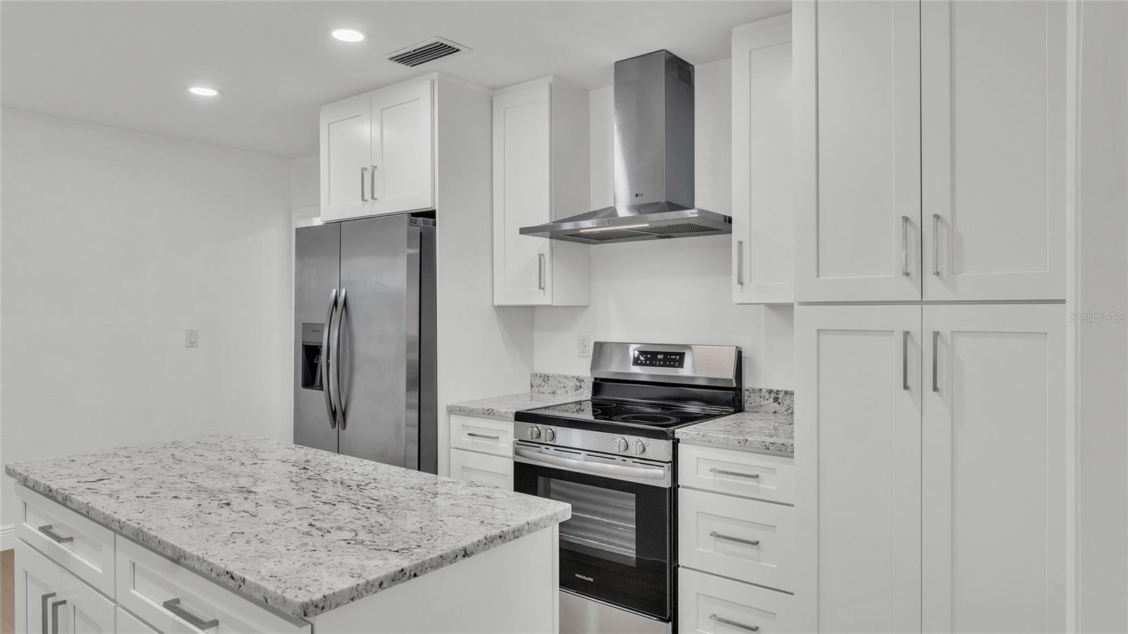 513 E HIGHLAND DR, LAKELAND, FL, 33813