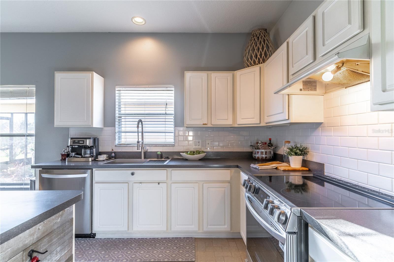 2132 DARLIN CIR, ORLANDO, FL, 32820