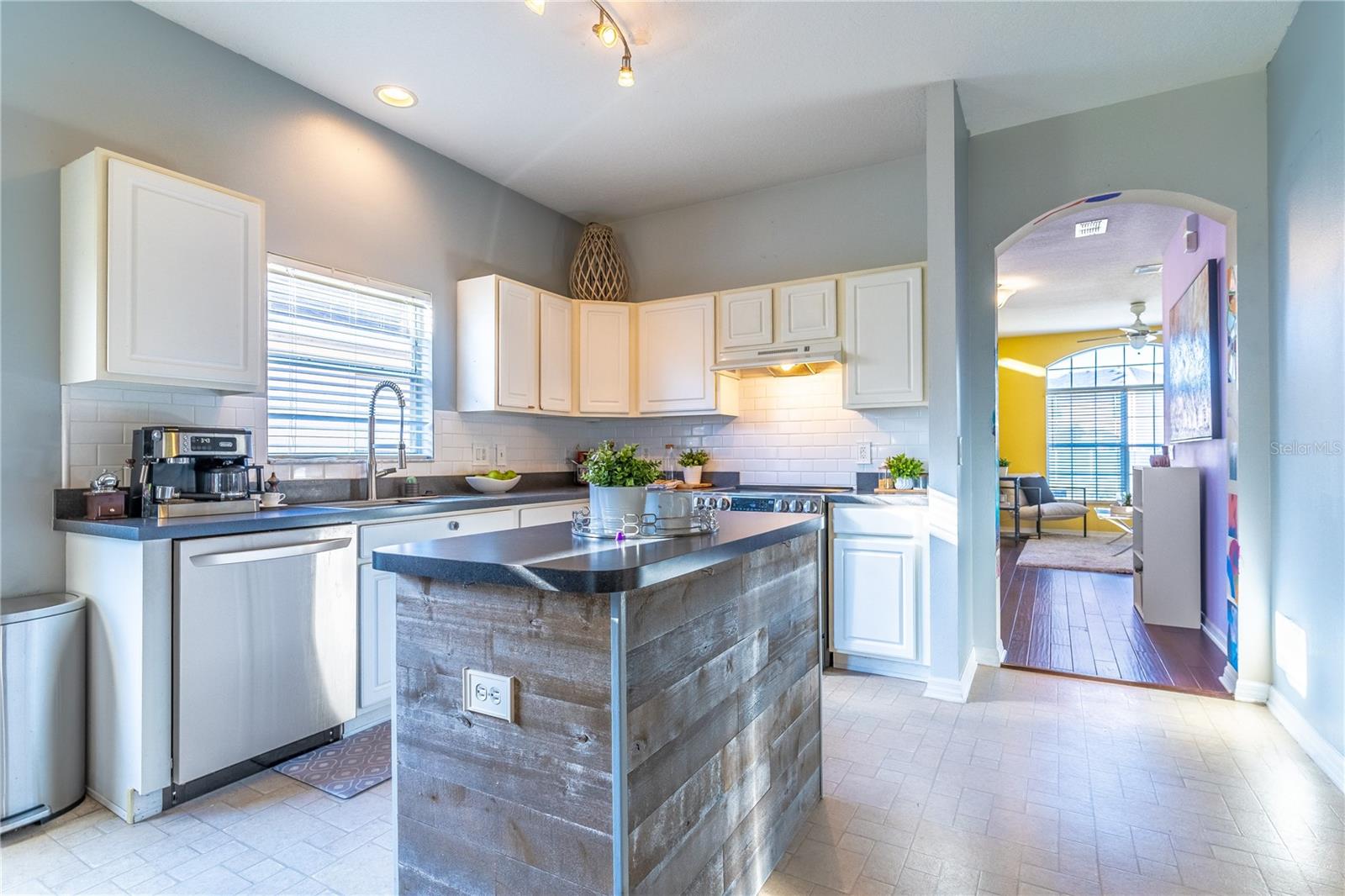 2132 DARLIN CIR, ORLANDO, FL, 32820