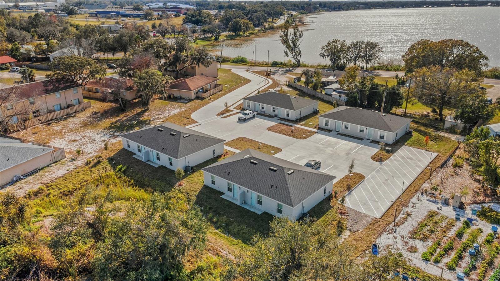 1020 ARIANA BLVD, AUBURNDALE, FL, 33823