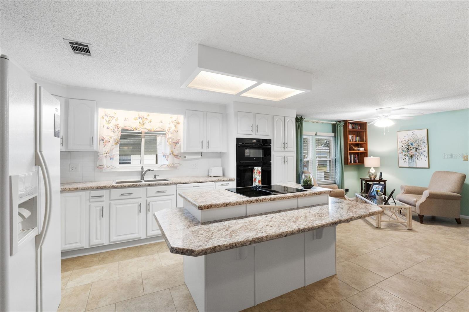 3221 PEBBLE BEND DR, LAKELAND, FL, 33810