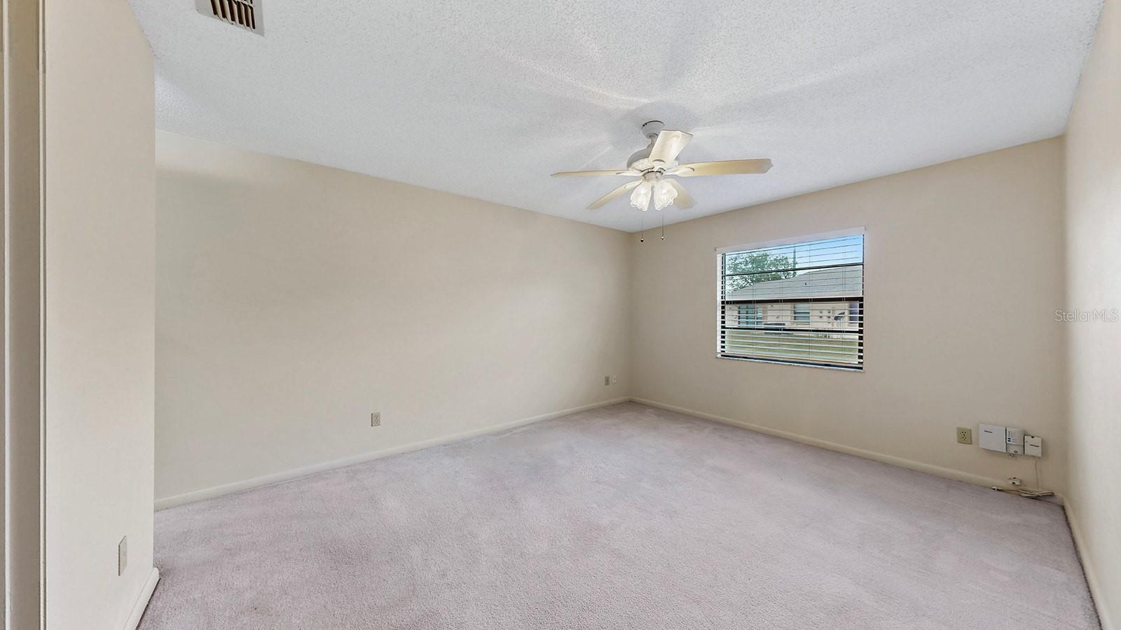 6623 ASPEN CT, ZEPHYRHILLS, FL, 33542