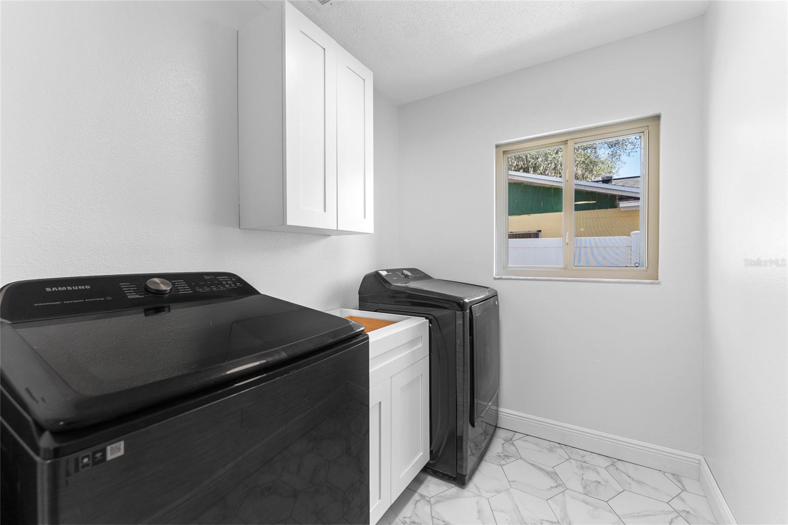 3915 BRIARLAKE DR, VALRICO, FL, 33596