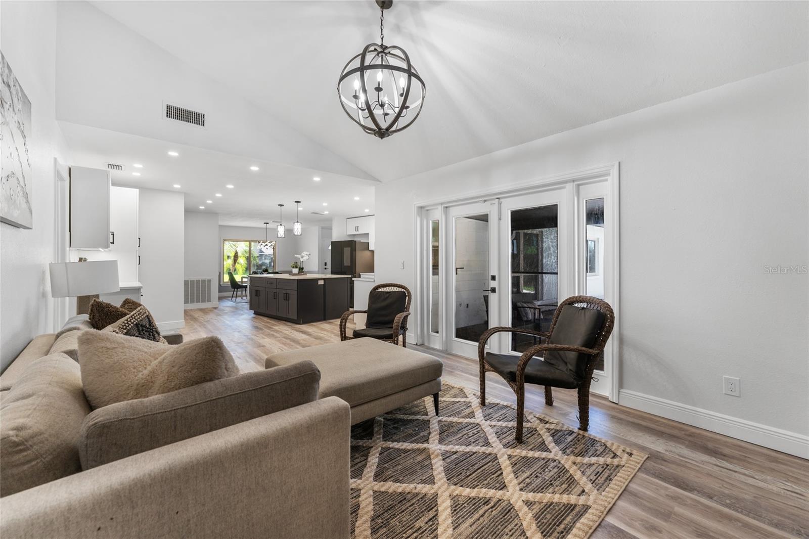 3915 BRIARLAKE DR, VALRICO, FL, 33596
