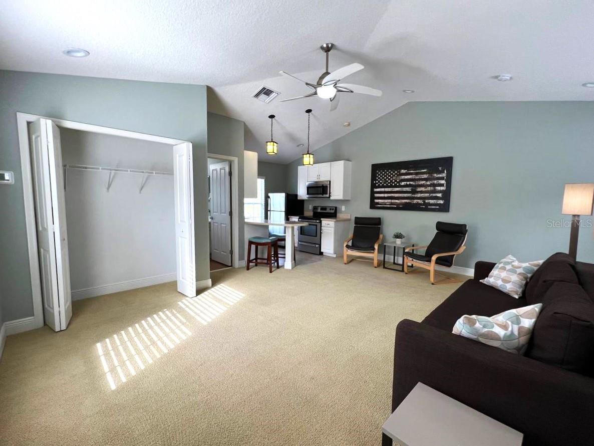 14541 COTSWOLDS DR, TAMPA, FL, 33626