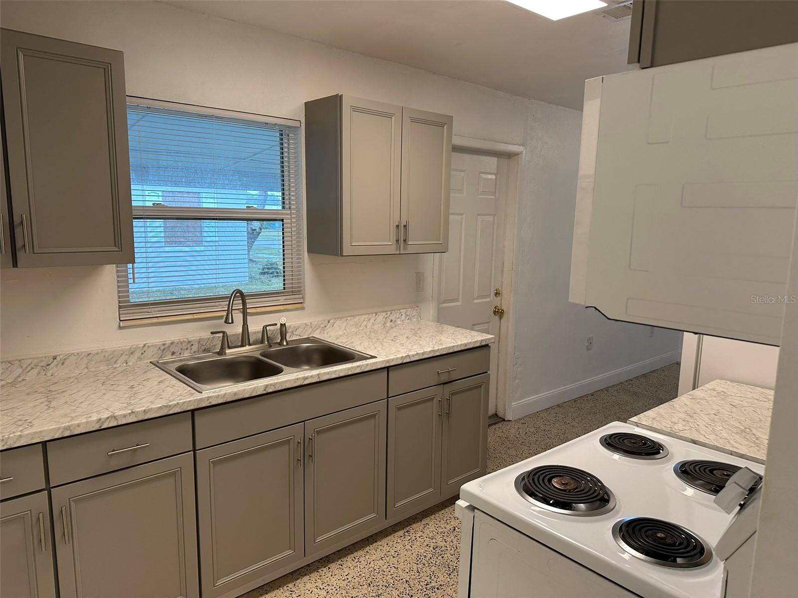 21179 GLENDALE AVE, PORT CHARLOTTE, FL, 33952