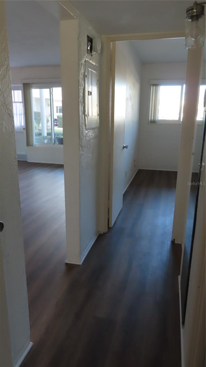 2020 N WORLD PARKWAY BLVD #12, CLEARWATER, FL, 33755