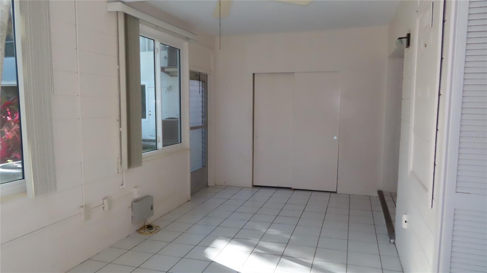 2020 N WORLD PARKWAY BLVD #12, CLEARWATER, FL, 33755