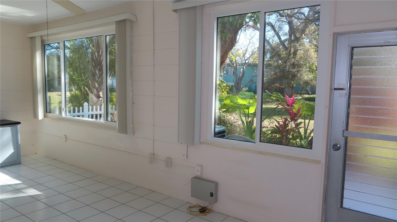 2020 N WORLD PARKWAY BLVD #12, CLEARWATER, FL, 33755