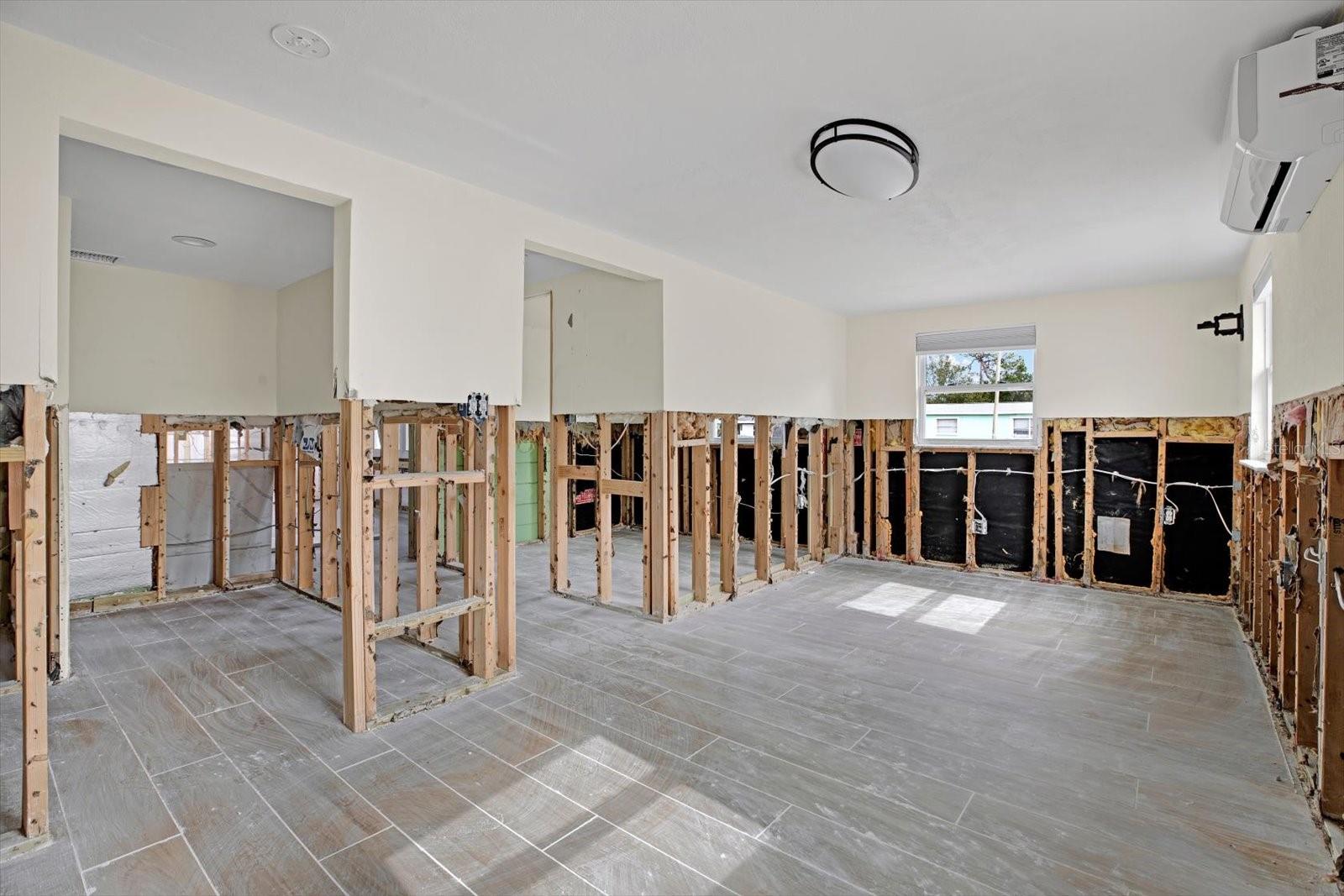 4234 DES MOINES ST NE, ST PETERSBURG, FL, 33703