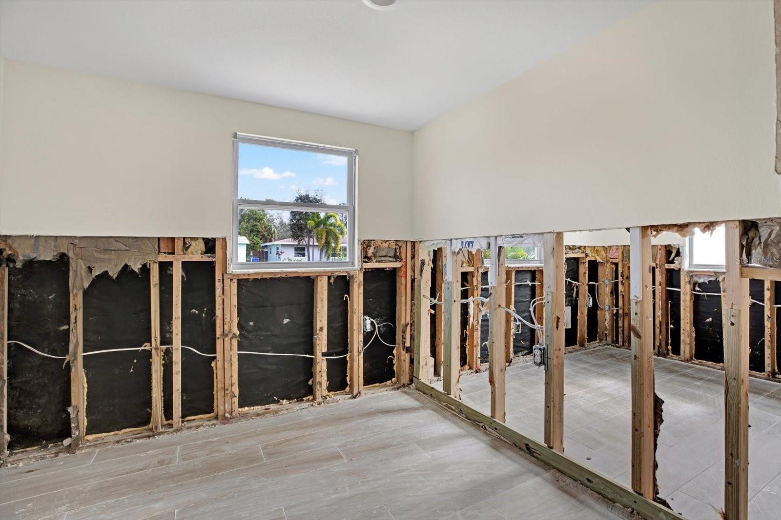 4234 DES MOINES ST NE, ST PETERSBURG, FL, 33703