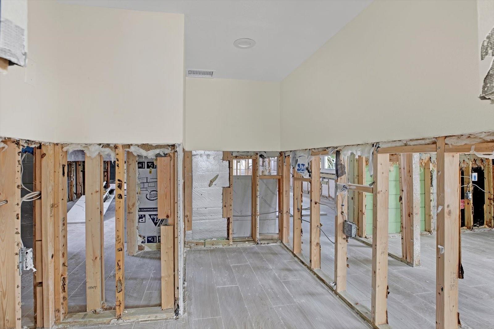 4234 DES MOINES ST NE, ST PETERSBURG, FL, 33703