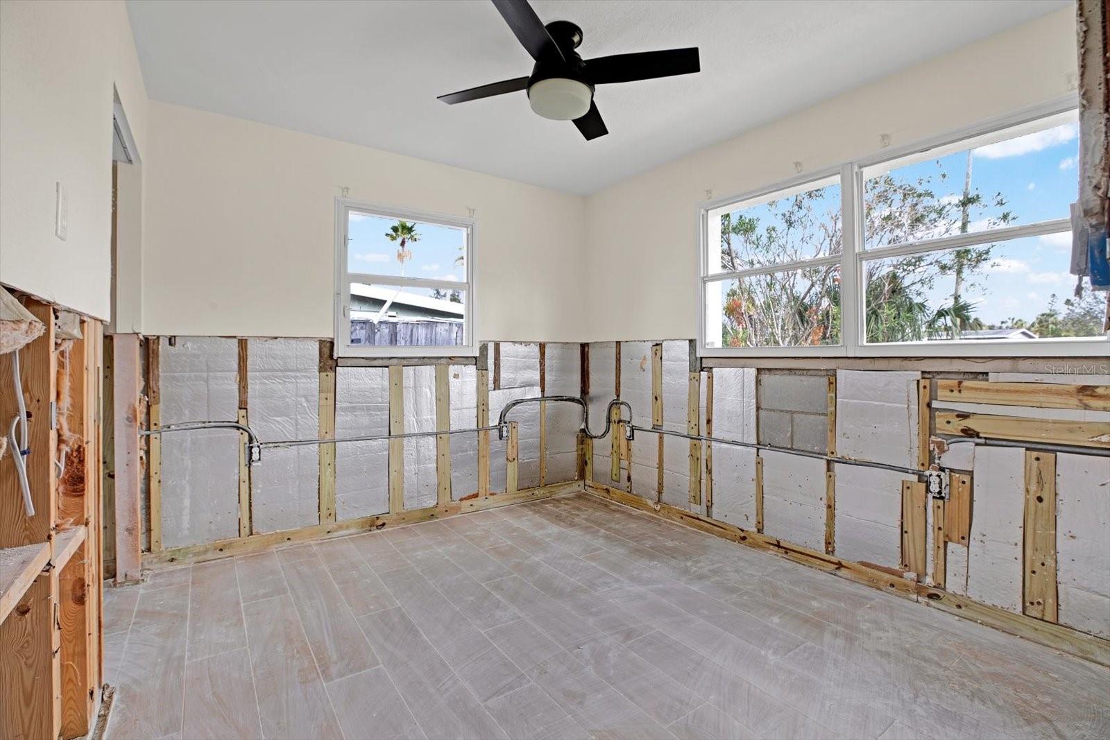 4234 DES MOINES ST NE, ST PETERSBURG, FL, 33703