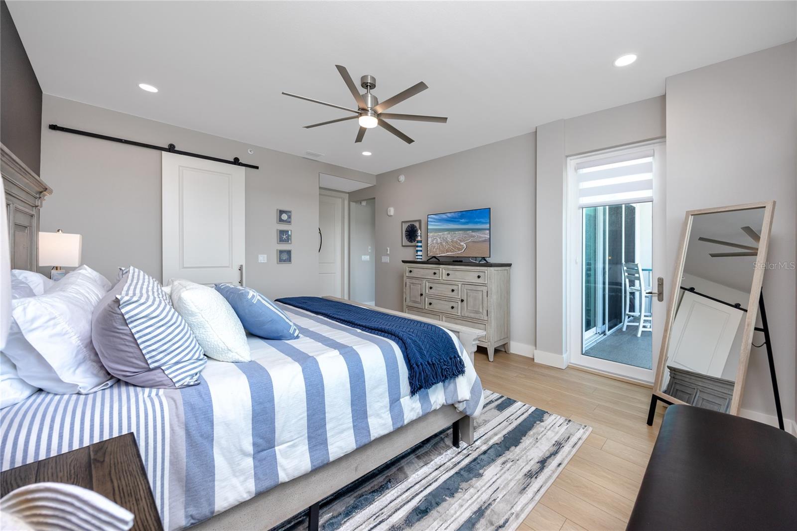 300 150TH AVE #502, MADEIRA BEACH, FL, 33708
