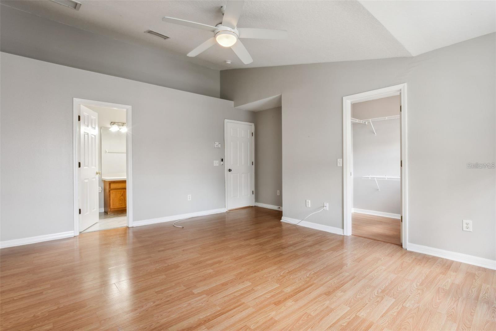 TOWNHOMES OF LAKEVIEW VILLAGE, SEFFNER, FL, 33584