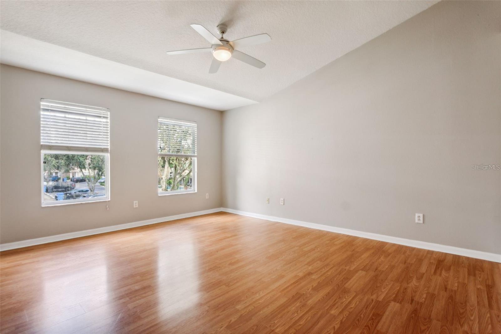 TOWNHOMES OF LAKEVIEW VILLAGE, SEFFNER, FL, 33584