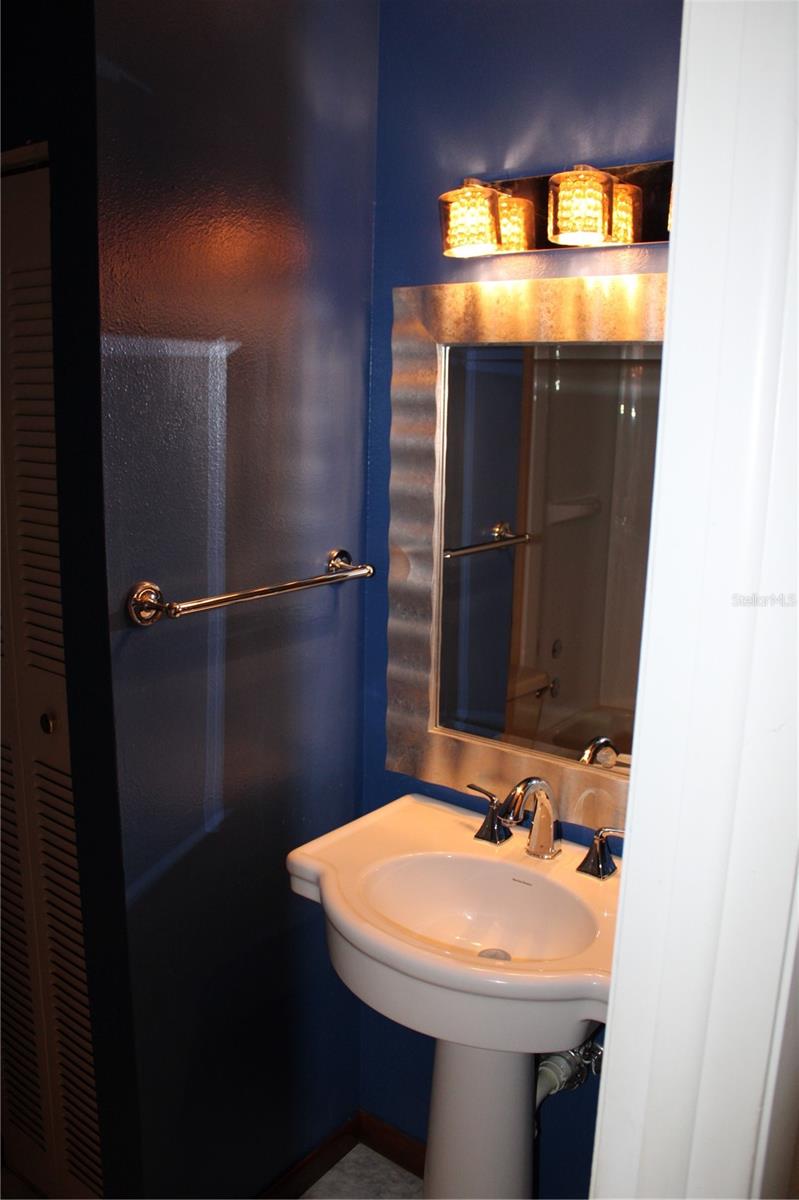 10611 FAIRFIELD VILLAGE DR, TAMPA, FL, 33624