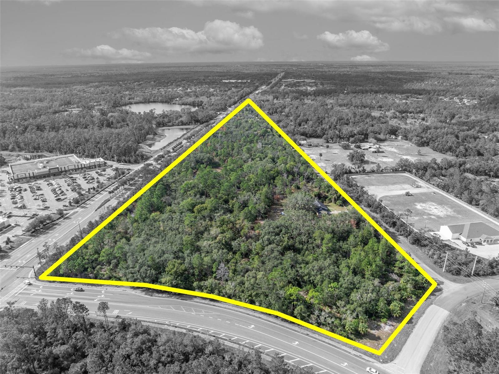425 OLD CHULUOTA RD, CHULUOTA, FL, 32766