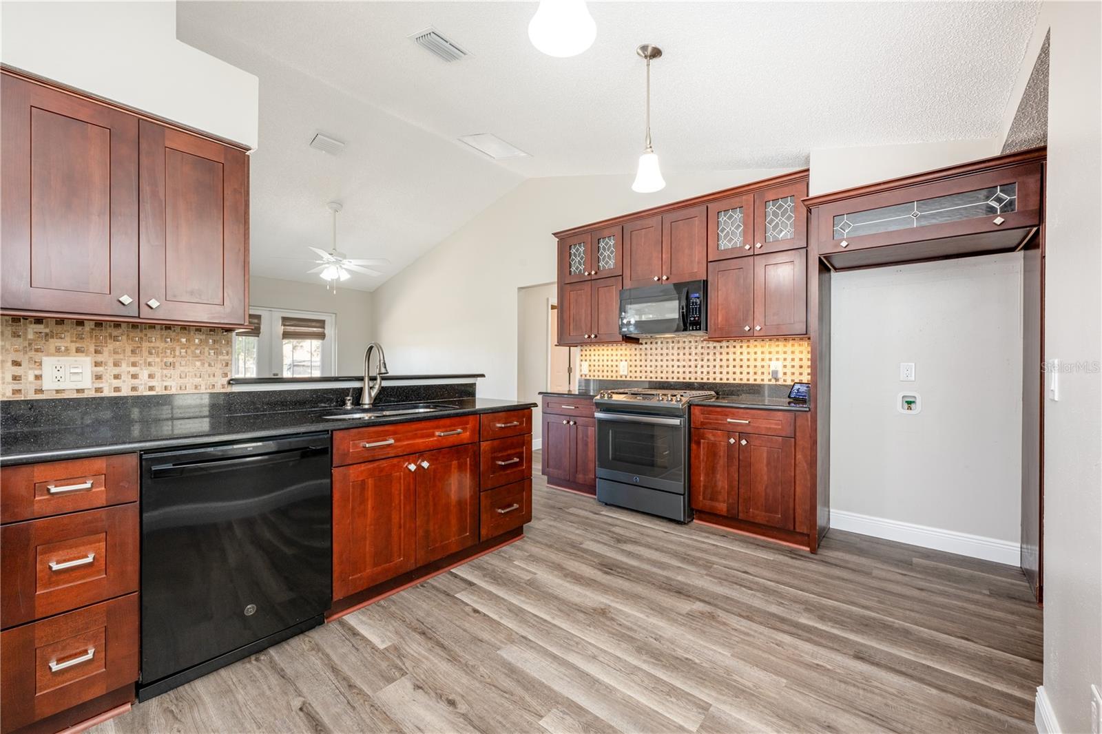 122 BAYWEST DR, ORLANDO, FL, 32835