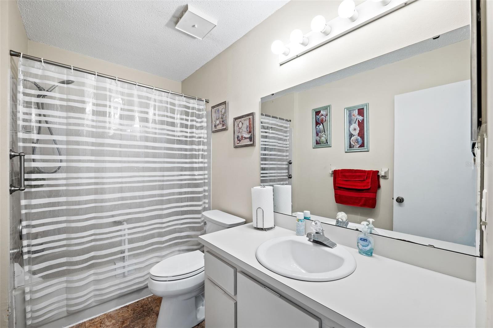 12746 WOOD TRAIL BLVD, TAMPA, FL, 33625