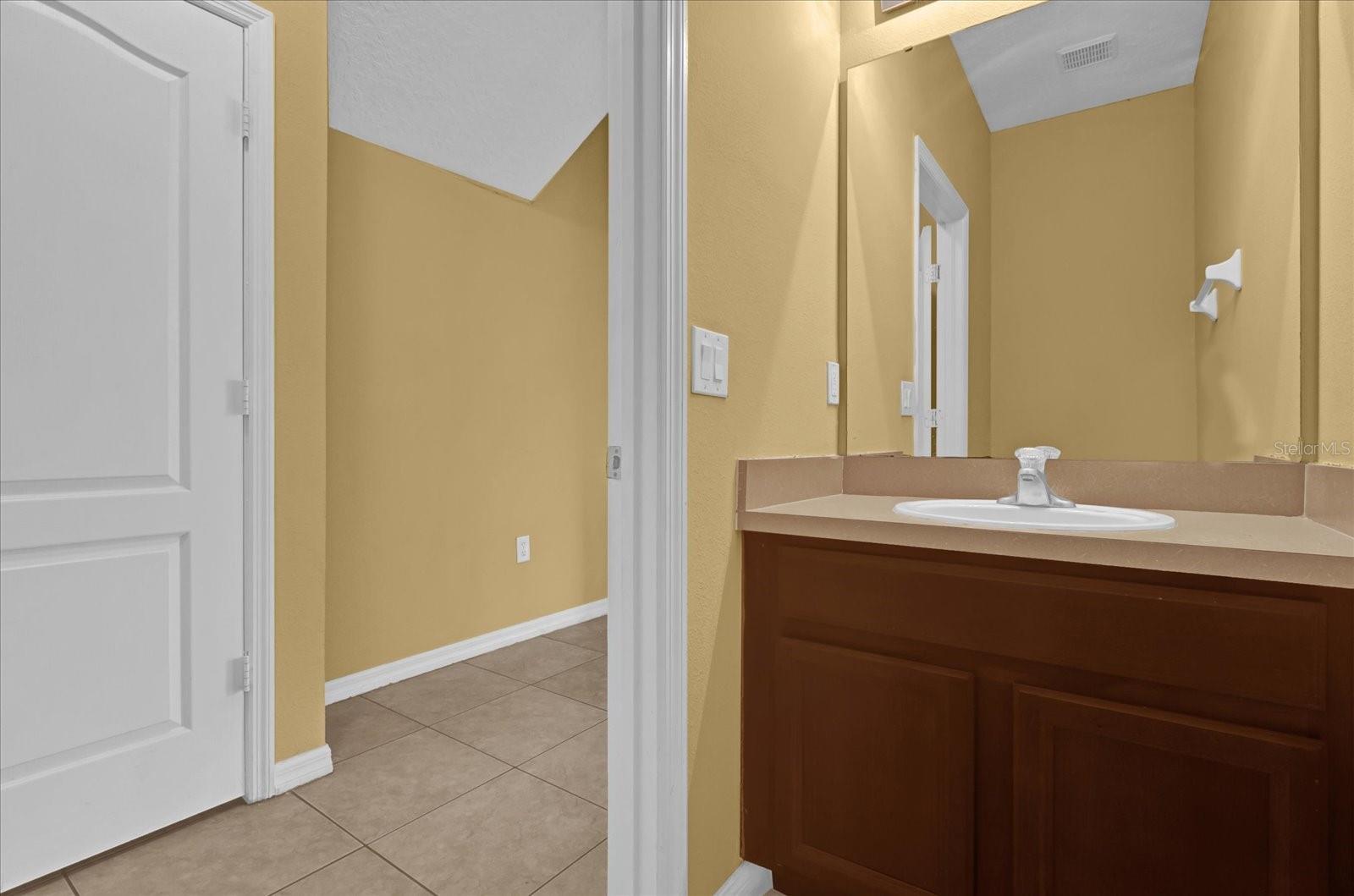 6494 S GOLDENROD RD #46B, ORLANDO, FL, 32822