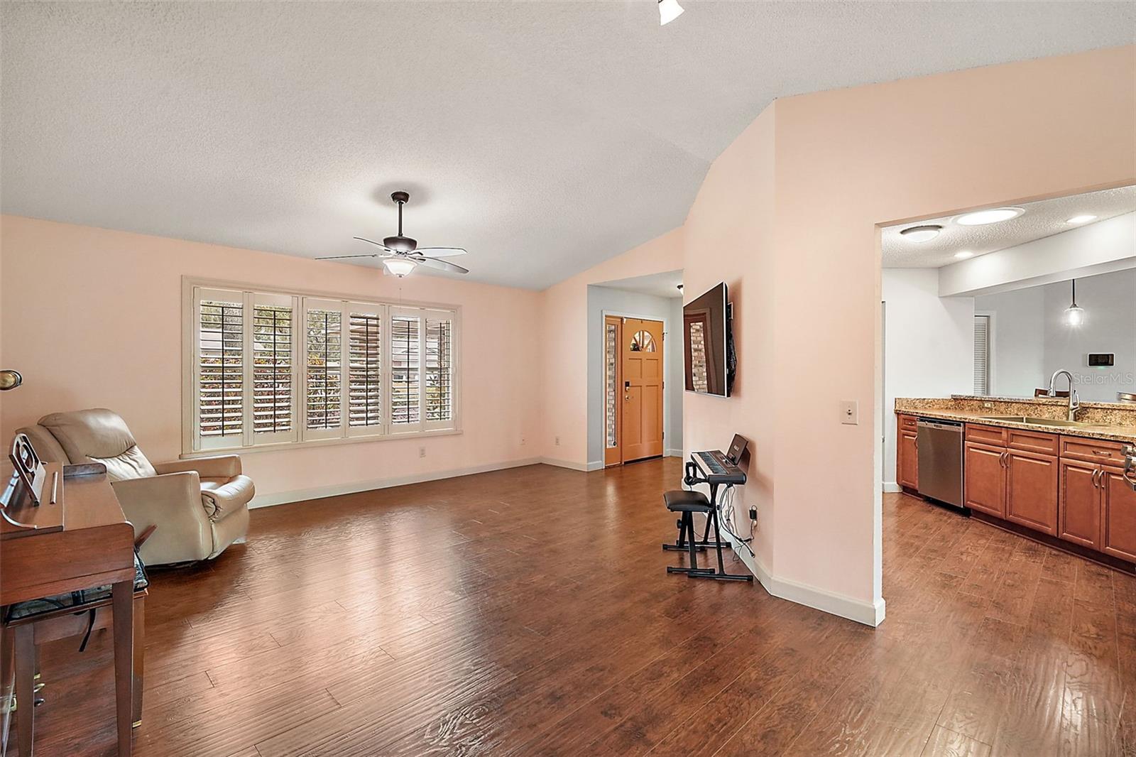 9908 FAIRWAY CIR, LEESBURG, FL, 34788
