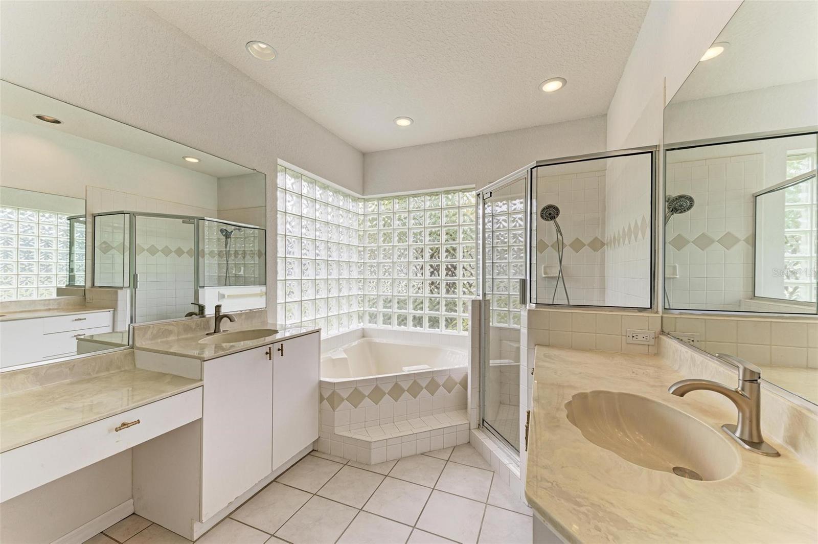 7023 CHICKASAW BAYOU RD, BRADENTON, FL, 34203